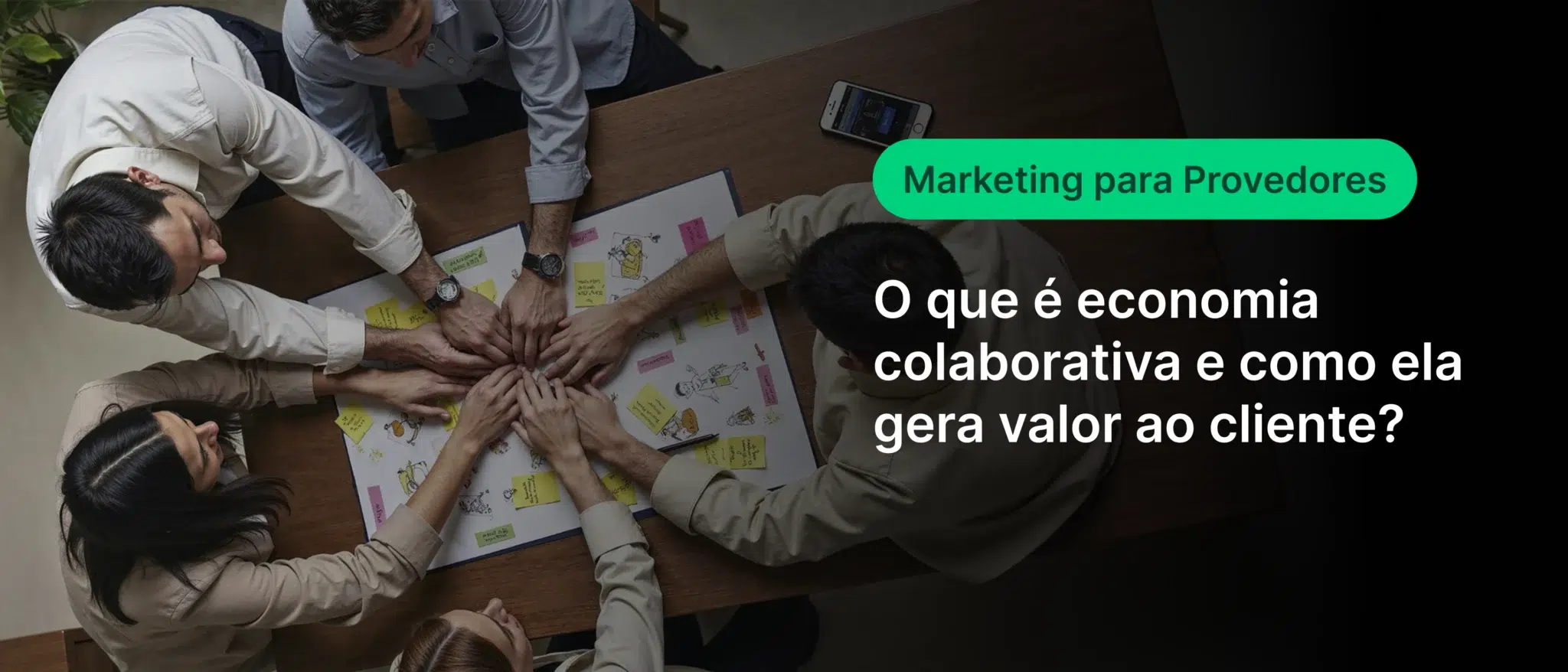 Reunião de profissionais discutindo estratégias de economia colaborativa e marketing para provedores, com foco na geração de valor ao cliente.