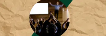 Pessoas participando do evento de telecom