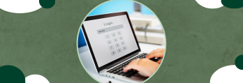 Pessoa autenticando-se no Active Directory ao digitar senha em seu laptop com tela de login visível, ambiente de escritório ao fundo