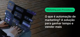 Imagem de um laptop exibindo gráficos e dados, com texto sobre automação de marketing para provedores, destacando soluções para aumentar vendas e ganhar tempo.